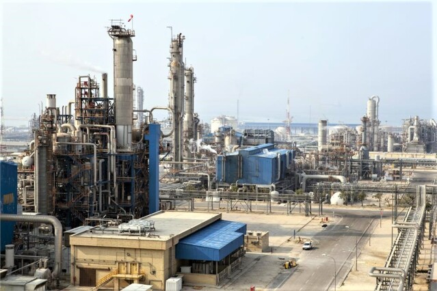 Design and construction of urea-ammonia catchment of Pardis Petrochemical Complex-Pars Energy Special Economic Zone